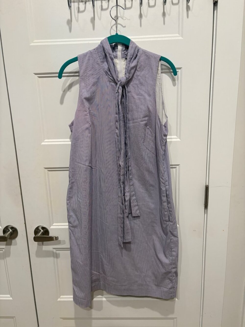 Banana Republic Women’s Blue/White Striped Sleeveless Dress With Pockets Size 10